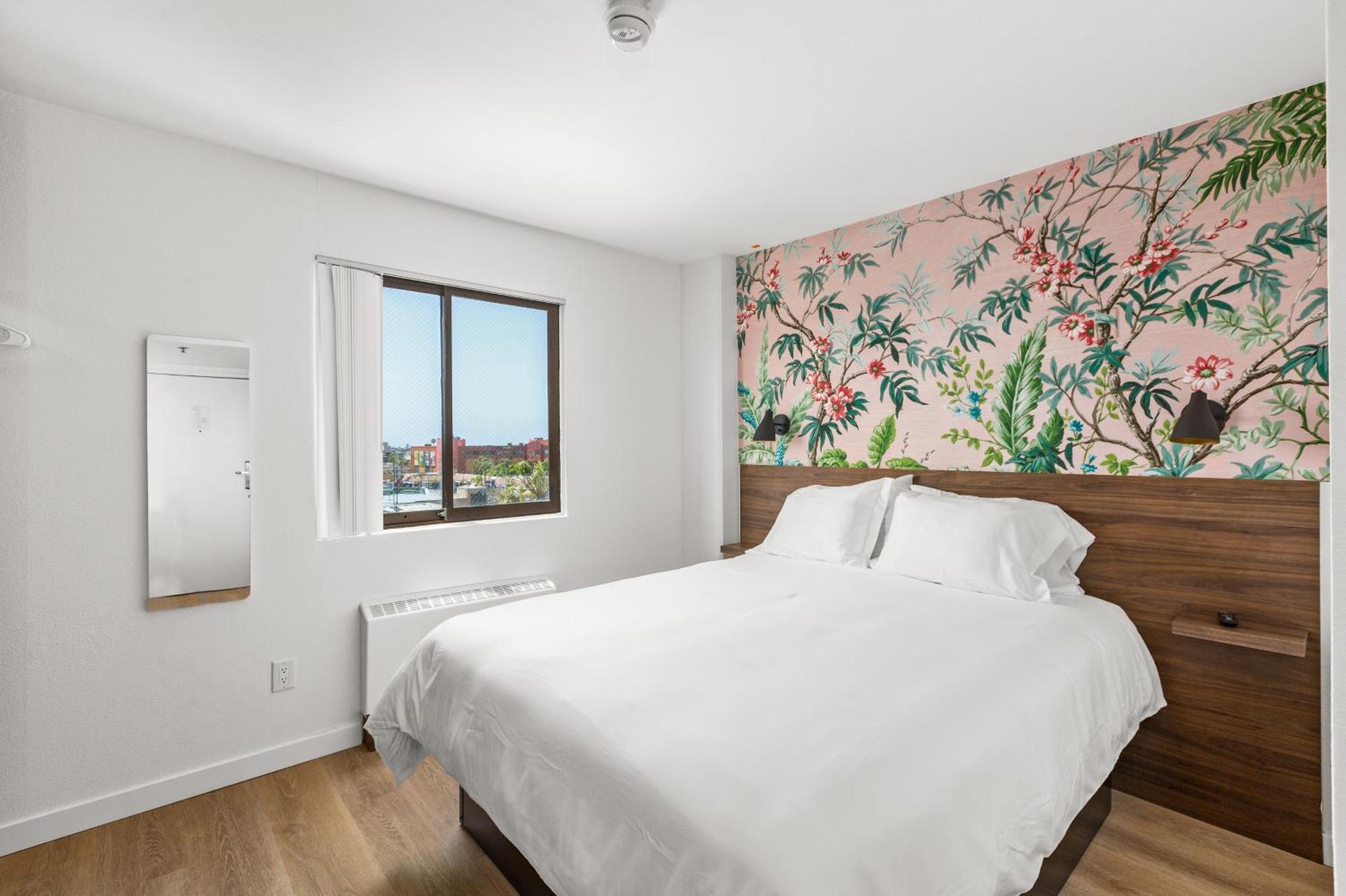Uptown Inn - Limited Service Apart-Hotel 圣地亚哥 外观 照片